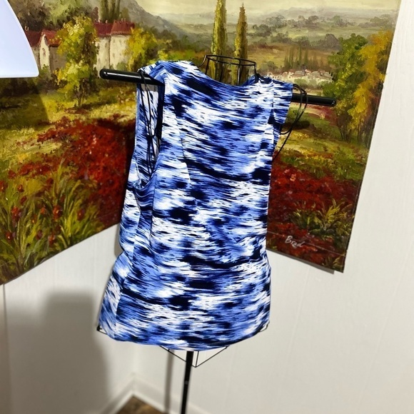 Rafaella size large blue and white drop neckline sleeveless tank casual stretch - Picture 7 of 8